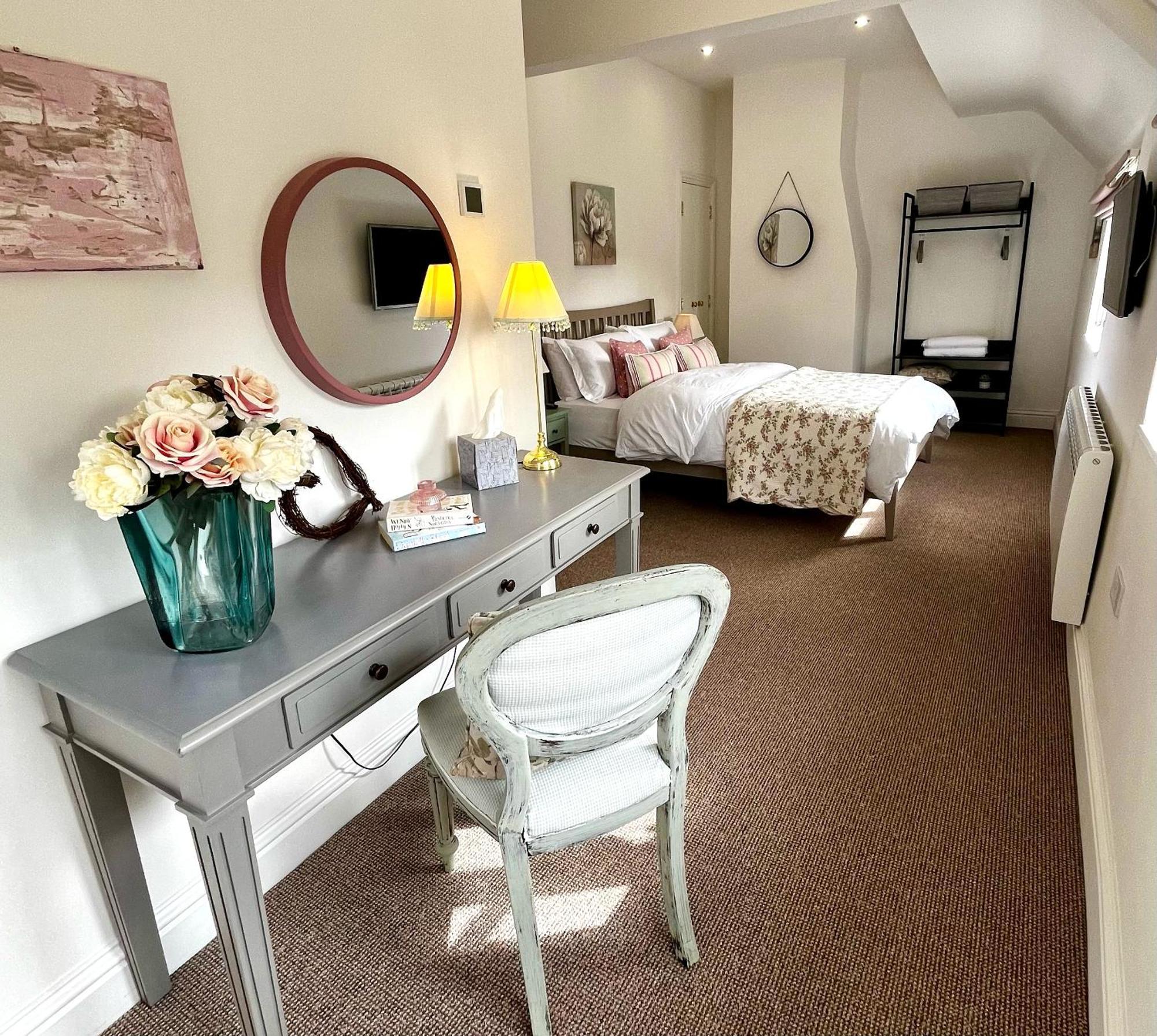 Flower Cottage By Ludlow Castle With Onsite Parking Esterno foto